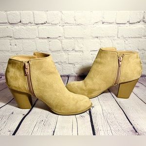 Old Navy Basic Heeled Suede Ankle Bootie. Size 9. Color Sand. 3” Heel. Side Zip.